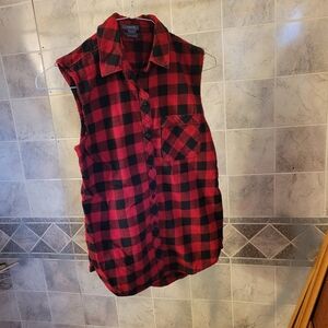 5/$15 flannel cut off button down